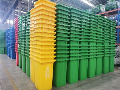 武汉紫薇文旅集团携旗下制造公司捐赠价值百万垃圾桶